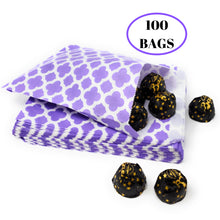Load image into Gallery viewer, kelkaa Party Paper Treat Sacks - Lavender Quatrefoil (5x7&quot;)